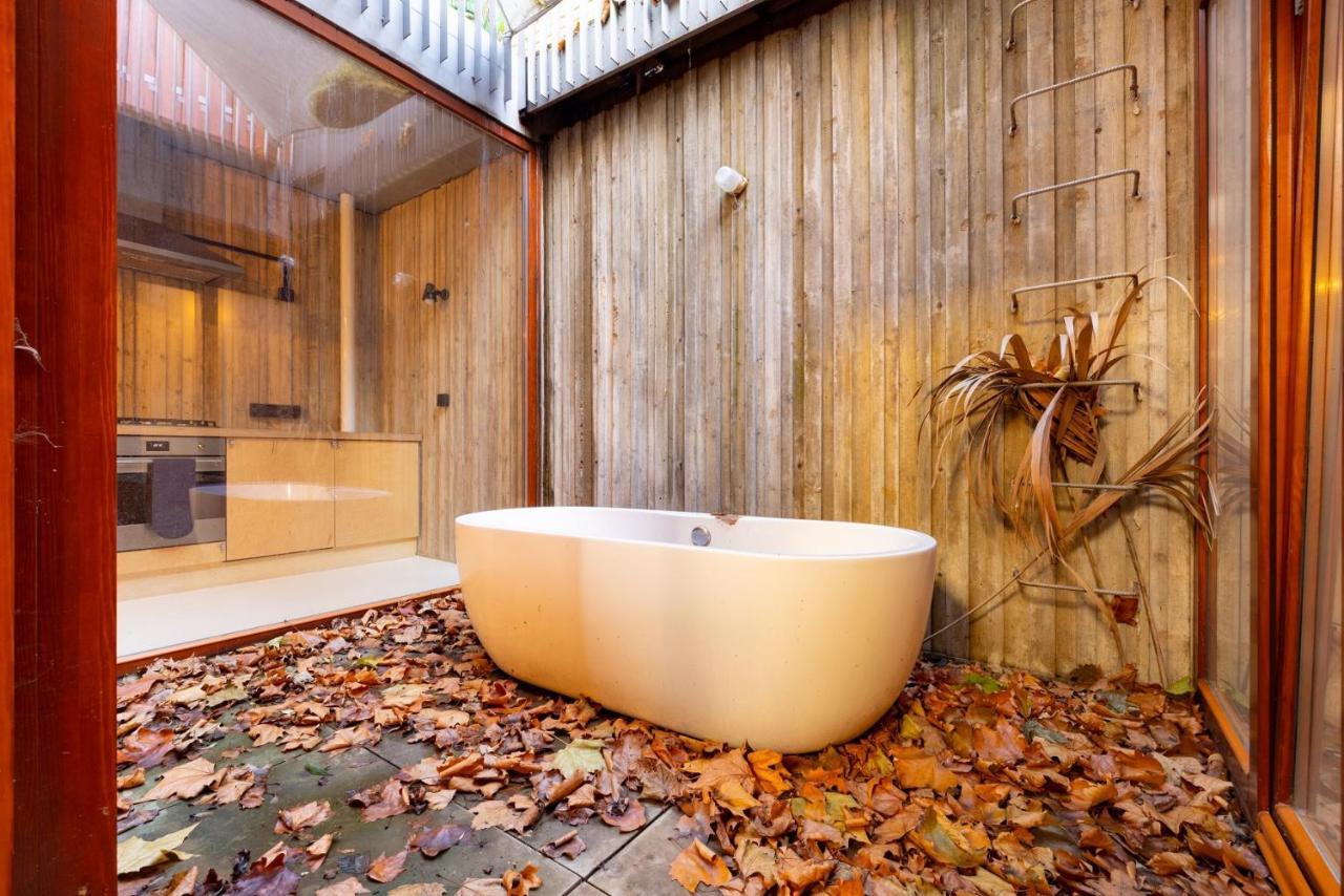The Victoria Park Sanctuary - Stunning 2Bdr Flat Apartment London Exterior photo